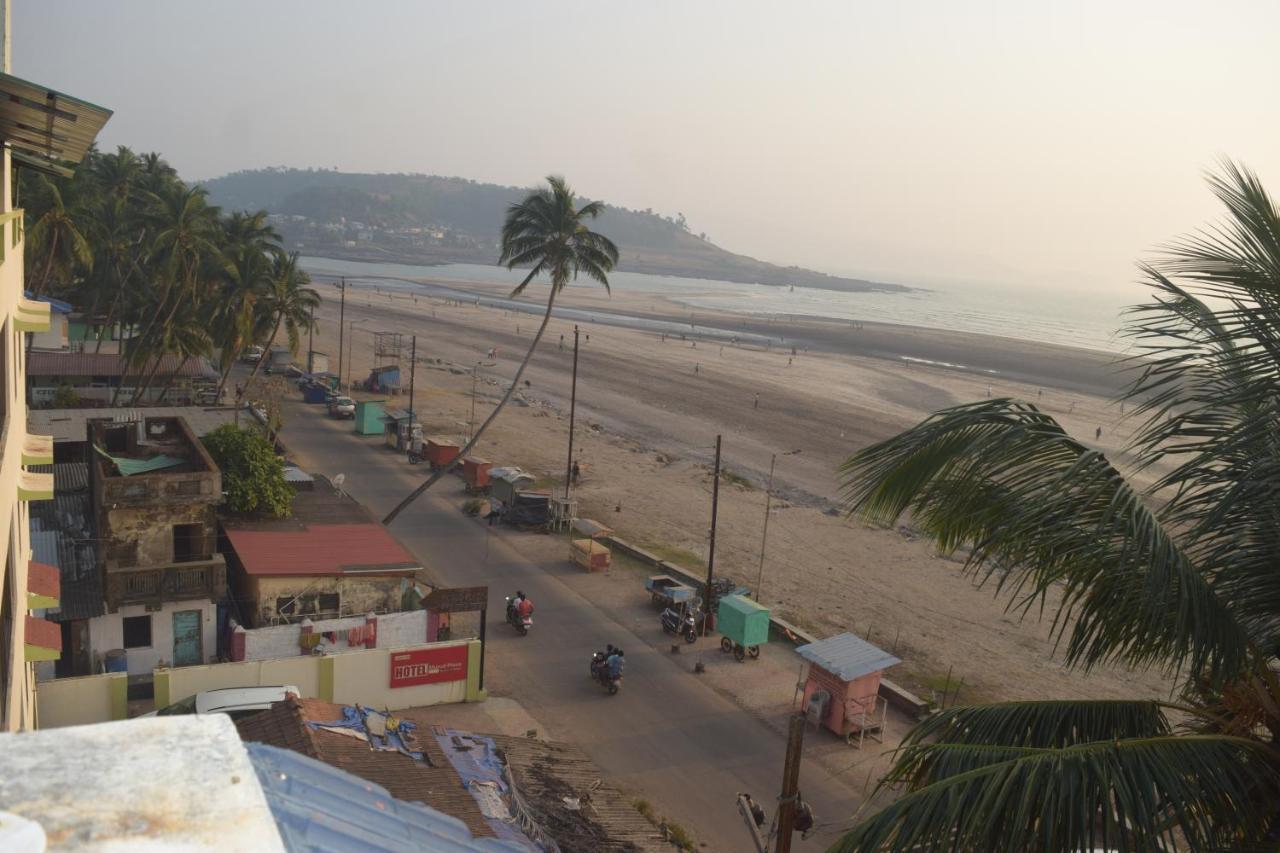 Hotel Murud Marina Екстериор снимка
