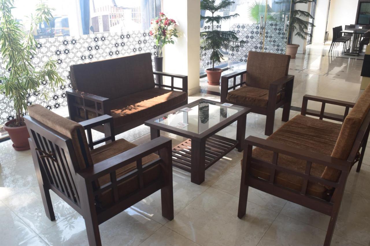 Hotel Murud Marina Екстериор снимка