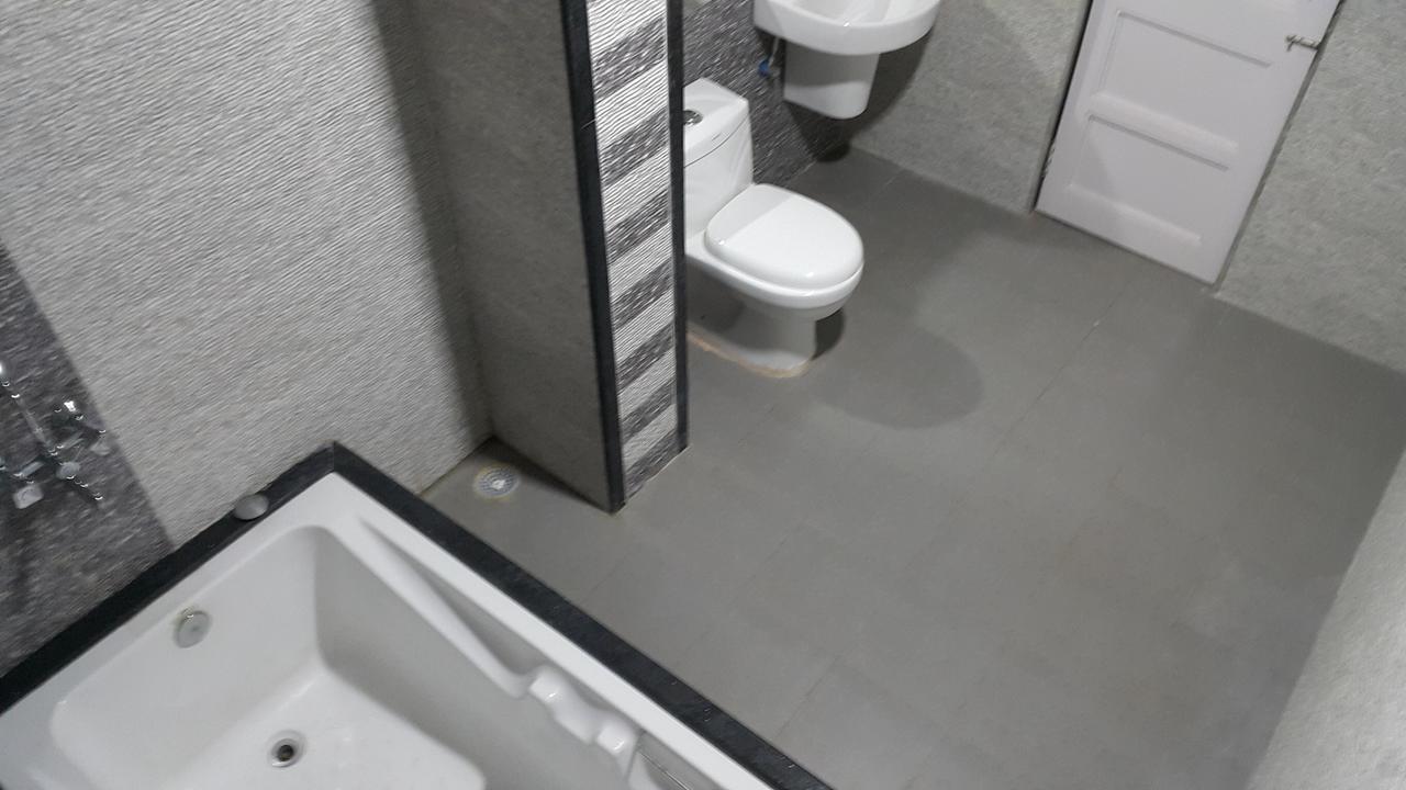 Hotel Murud Marina Екстериор снимка
