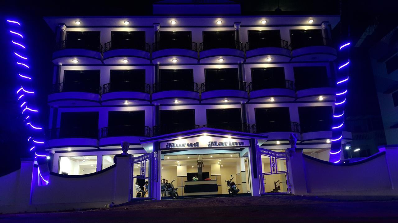 Hotel Murud Marina Екстериор снимка